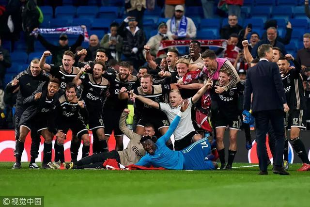 展示出了顽 展示出了顽