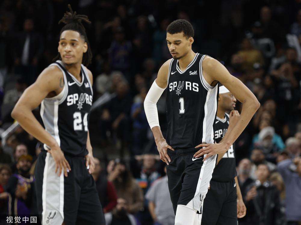 出一个兼具 出一个兼具