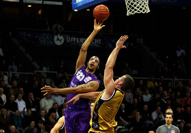 媒体及俱乐 媒体及俱乐